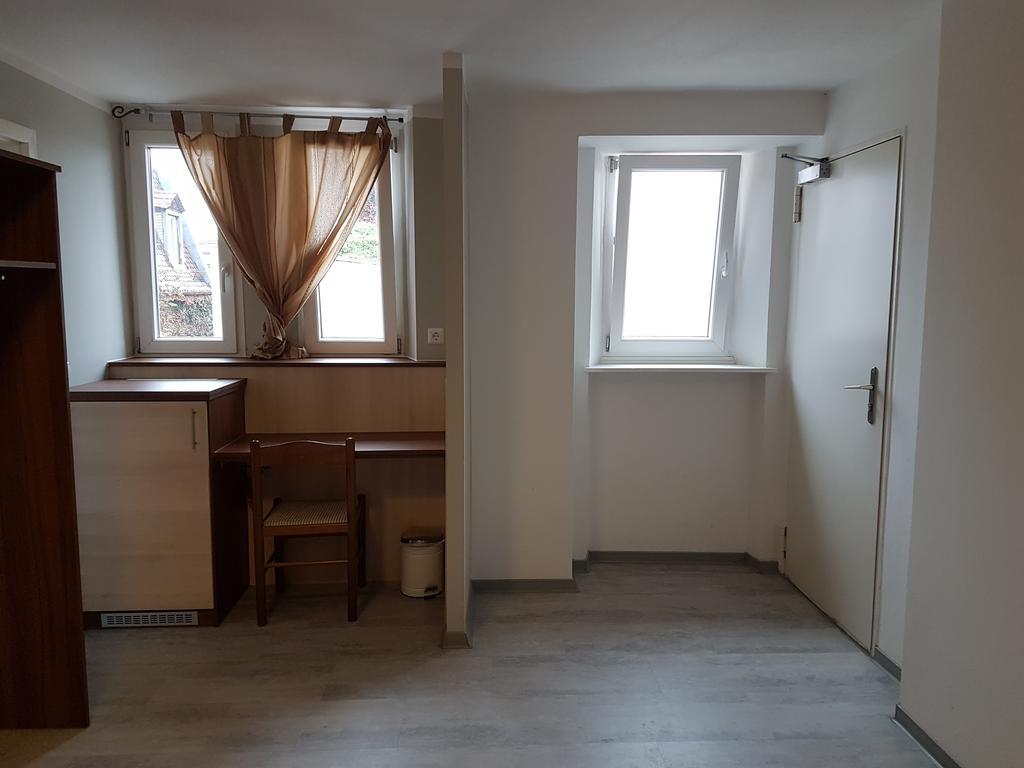 Pension Im Bett Нюрнберг Екстер'єр фото
