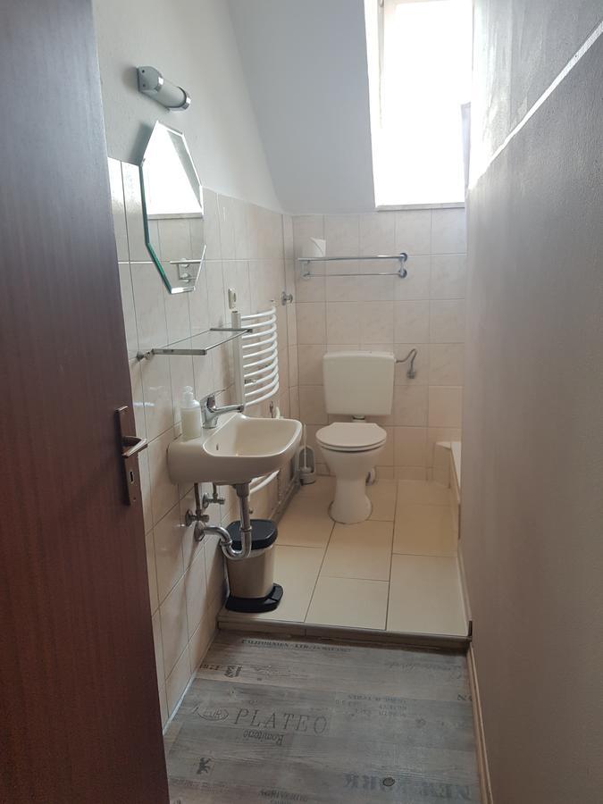 Pension Im Bett Нюрнберг Номер фото